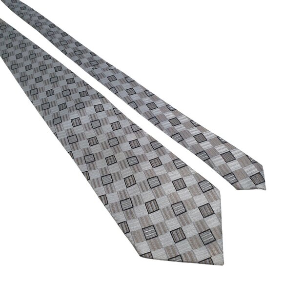 Mens Silk Necktie Geometric Pattern Gray Elegant Formal Accessory 59 Inches Long - Picture 1 of 6